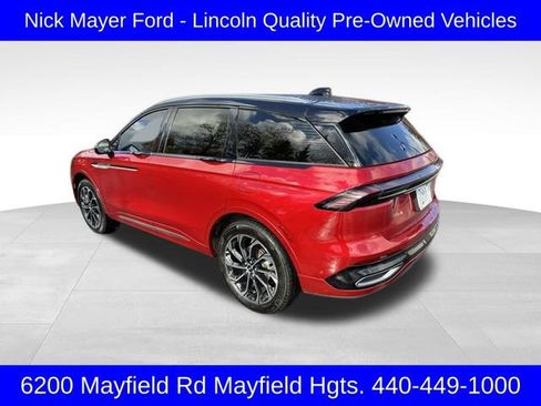 Used 2024 Lincoln Nautilus Reserve w/ Equipment Group 202A image 5