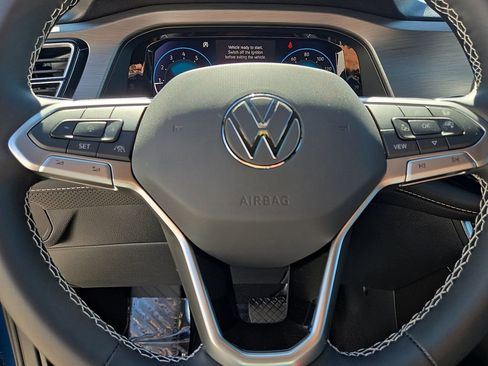 New 2026 Volkswagen Atlas Cross Sport SE FWD image 25
