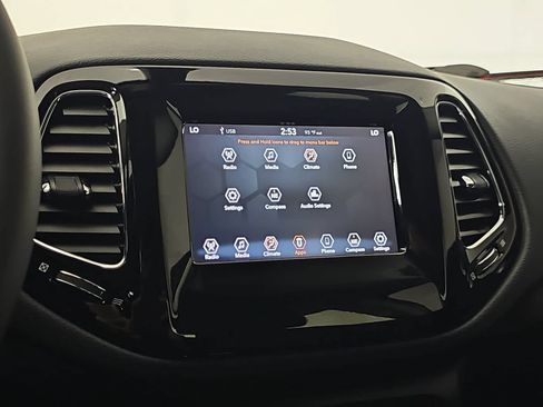 Used 2021 Jeep Compass Latitude w/ Sun and Sound Group FWD image 20
