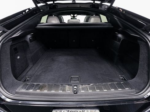 Used 2024 BMW X6 xDrive40i w/ Executive Package image 31