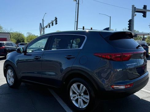 Used 2018 Kia Sportage LX image 11