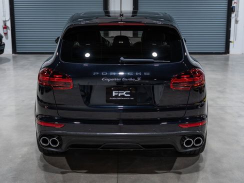 Used 2016 Porsche Cayenne Turbo S w/ Premium Package Plus image 5