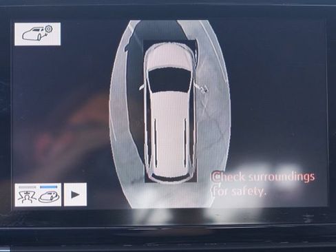 Used 2024 Toyota Sienna Platinum FWD image 27