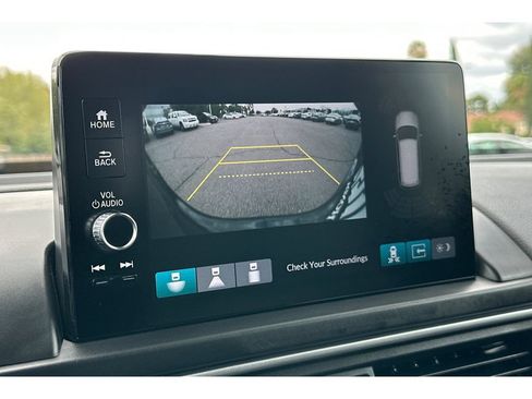 Certified 2025 Honda Pilot EX-L image 28