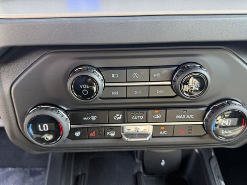 New 2026 Ford Bronco Outer Banks AWD/4WD image 15