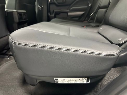 Used 2025 Toyota 4Runner TRD Off-Road Premium image 43