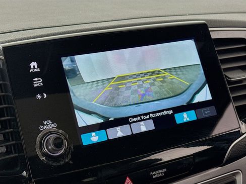 Used 2023 Honda Passport EX-L image 17