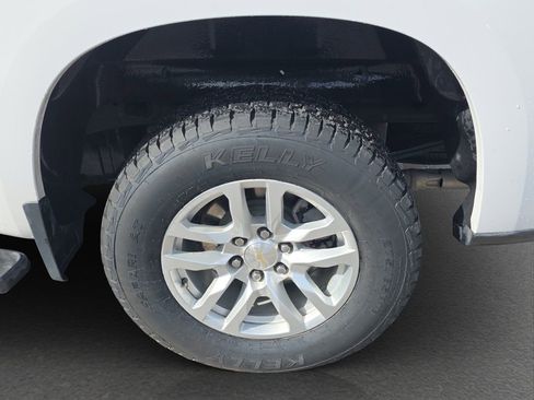 Used 2021 Chevrolet Silverado 1500 LT w/ Diesel Off-Road Package AWD/4WD image 5