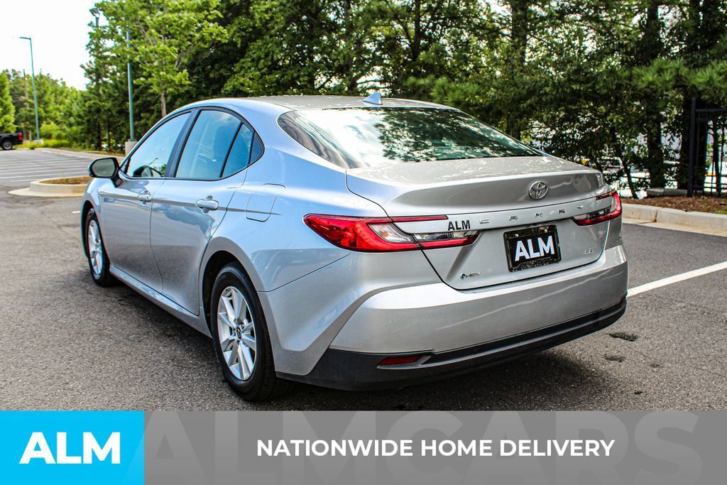 Used 2025 Toyota Camry LE FWD image 4