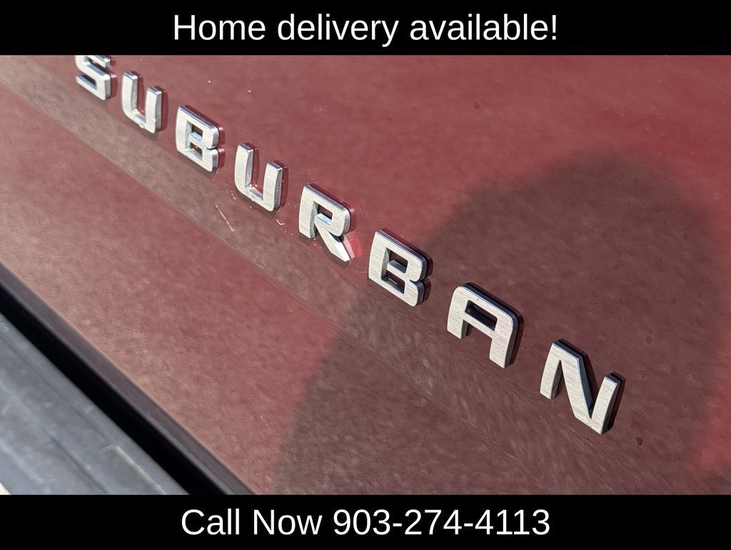 Used 2020 Chevrolet Suburban LT w/ Luxury Package AWD/4WD image 41