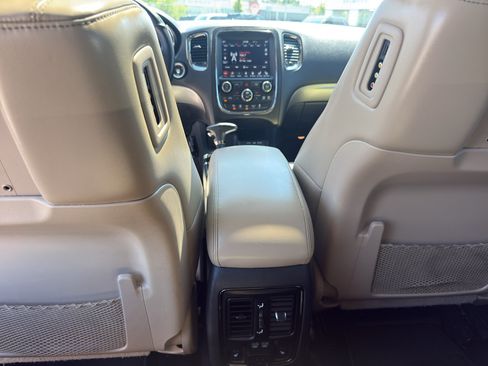 Used 2018 Dodge Durango GT w/ Premium Group AWD/4WD image 33