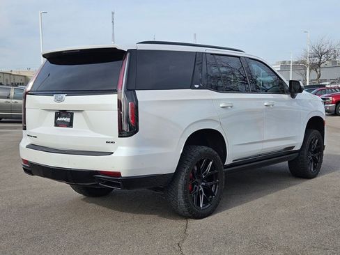 Used 2023 Cadillac Escalade Sport Platinum w/ LPO, ONYX Package image 4