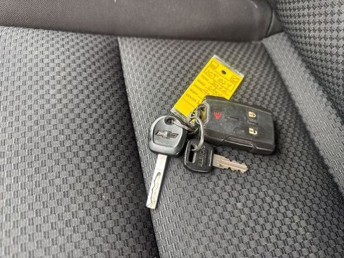 Used 2022 Chevrolet Colorado LT w/ Fleet Safety Package image 30