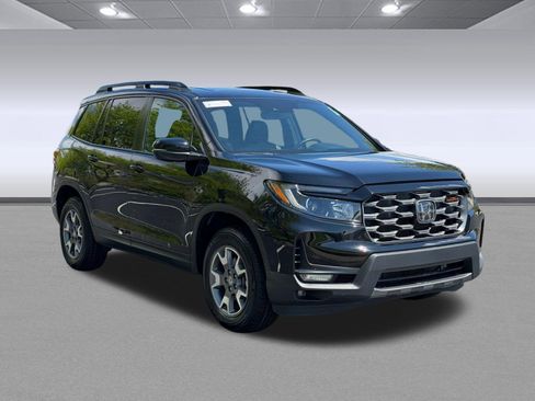 Used 2022 Honda Passport TrailSport image 6