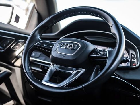 Used 2019 Audi Q8 Premium w/ Convenience Package AWD/4WD image 31