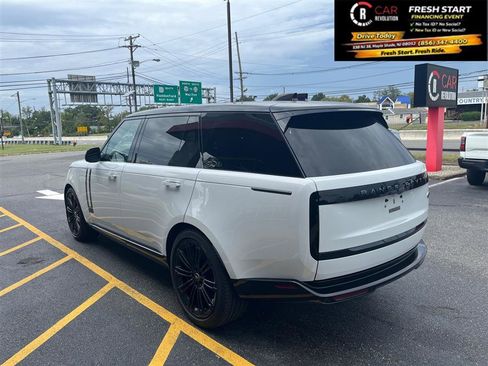 Used 2022 Land Rover Range Rover Long Wheelbase SE AWD/4WD image 5