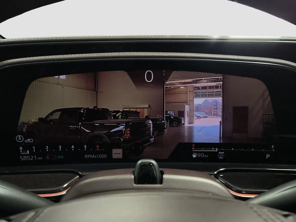 Used 2022 Cadillac Escalade Sport Platinum AWD/4WD image 10