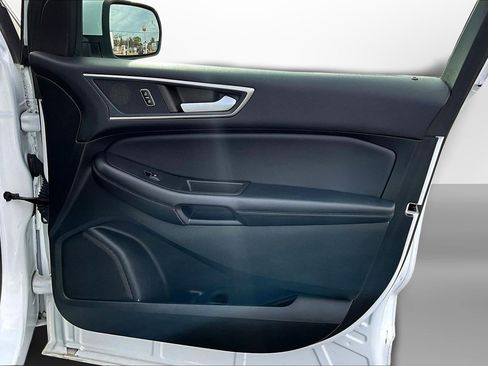 Used 2023 Ford Edge SEL image 26