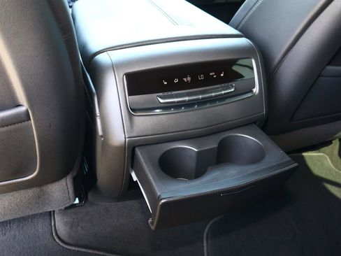 Certified 2025 Cadillac Escalade Sport Platinum AWD/4WD image 19