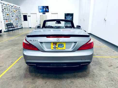 Used 2014 Mercedes-Benz SL 550 image 6