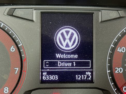 Used 2019 Volkswagen Jetta S w/ Driver Assistance Package image 19