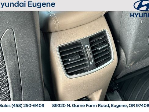 Used 2021 Hyundai Tucson Limited image 17