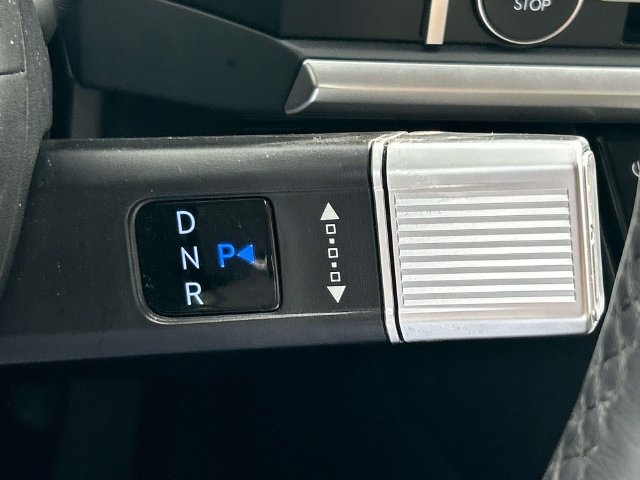 Used 2026 Hyundai Santa Fe SEL FWD image 28