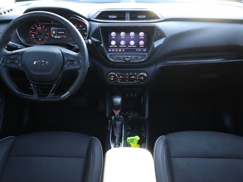 Certified 2023 Chevrolet TrailBlazer RS w/ Sun and Liftgate Package image 17