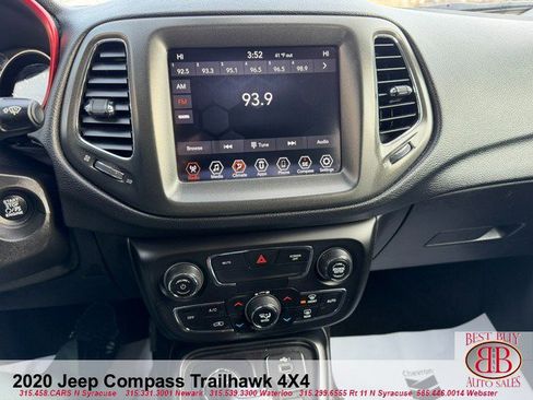 Used 2020 Jeep Compass Trailhawk AWD/4WD image 15