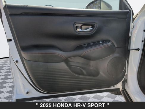 Used 2025 Honda HR-V Sport image 10