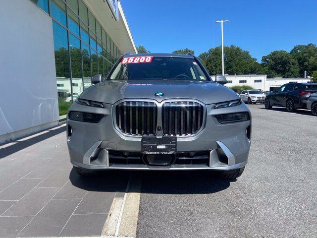 Used 2024 BMW X7 xDrive40i w/ Premium Package AWD/4WD image 4