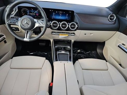 Used 2026 Mercedes-Benz GLA 250 image 10