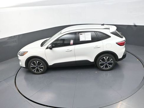 Used 2021 Ford Escape SE w/ SE Sport Appearance Package AWD/4WD image 15