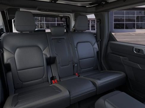 New 2026 Ford Bronco Outer Banks AWD/4WD image 15