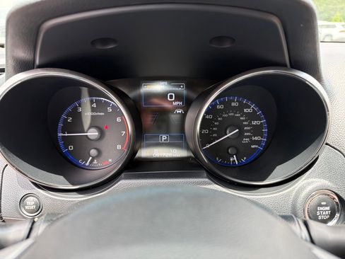 Used 2018 Subaru Outback 2.5i Limited AWD/4WD image 9