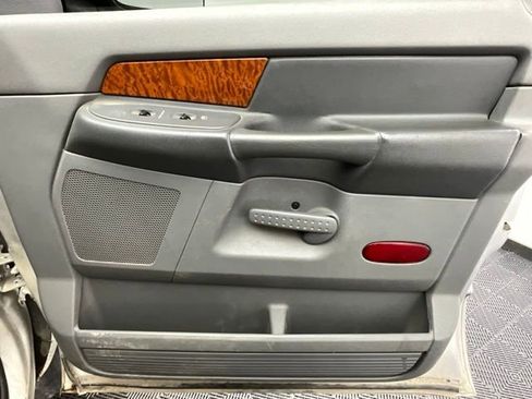 Used 2006 Dodge Ram 2500 Truck Laramie image 12