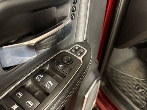 Used 2024 RAM 3500 Laramie w/ Night Edition image 20