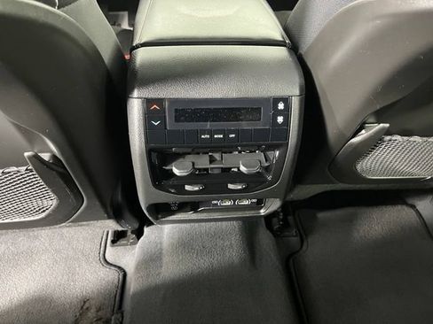 Used 2023 Jeep Grand Cherokee L Laredo AWD/4WD image 41