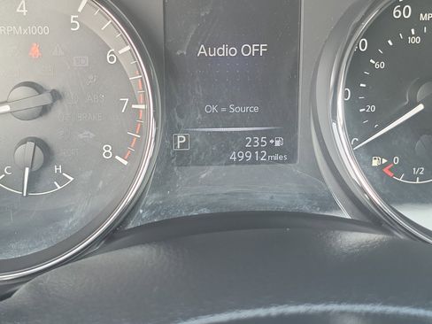 Used 2018 Nissan Rogue Sport SL w/ SL Premium Package image 12