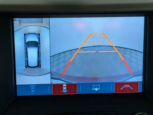 Used 2017 GMC Acadia Denali w/ Technology Package FWD image 20