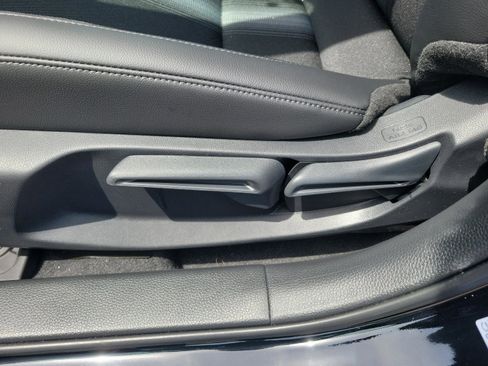 New 2026 Honda Civic Sport image 25