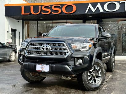 Used 2017 Toyota Tacoma TRD Off-Road w/ Tow Package