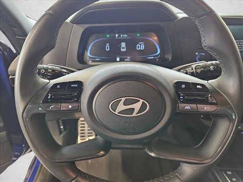 Used 2025 Hyundai Elantra Sport FWD image 8