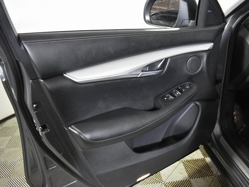 Used 2021 INFINITI QX50 Luxe image 7