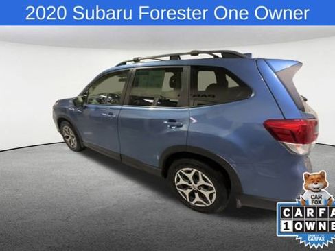 Used 2020 Subaru Forester Premium image 7