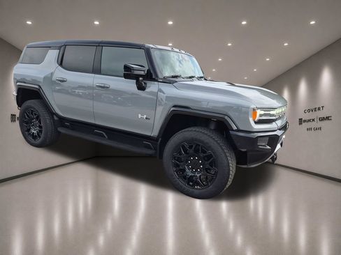 New 2026 GMC Hummer EV SUV AWD/4WD image 1