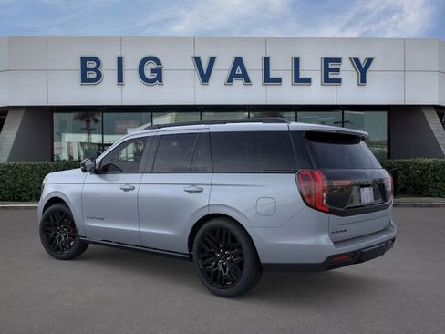 New 2026 Ford Expedition Platinum w/ Stealth Performance Package image 4