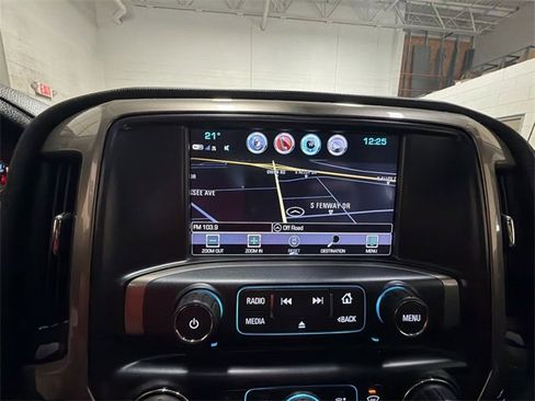 Used 2018 Chevrolet Silverado 2500 High Country w/ Duramax Plus Package image 18