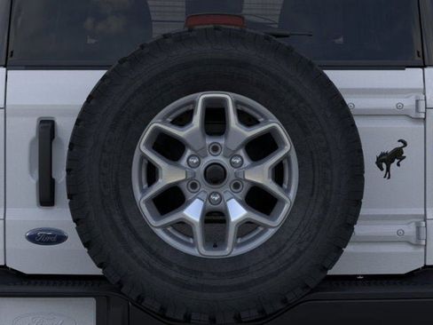 New 2025 Ford Bronco Badlands image 24