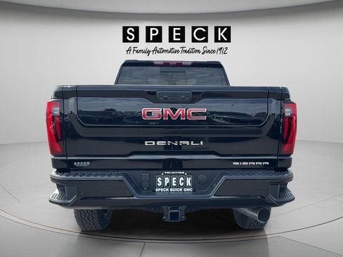 New 2026 GMC Sierra 2500 Denali w/ Denali Reserve Package AWD/4WD image 4